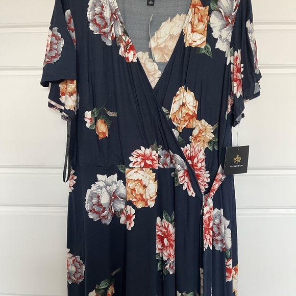 Fortune Ivy Floral brushed wrap maxi dress 3X - Picture 2 of 6